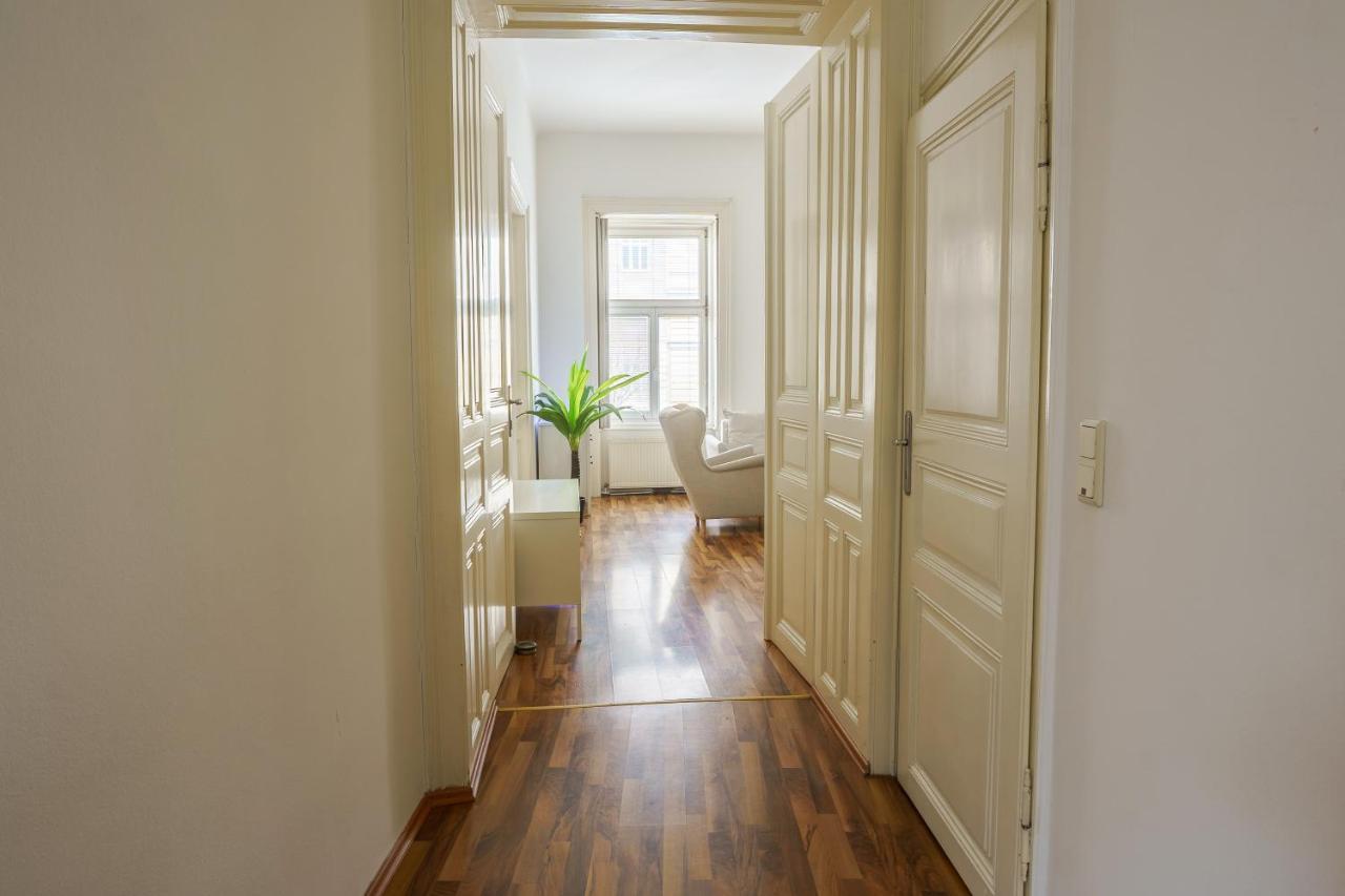 Vienna City Apartments Unteres Belvedere Bagian luar foto