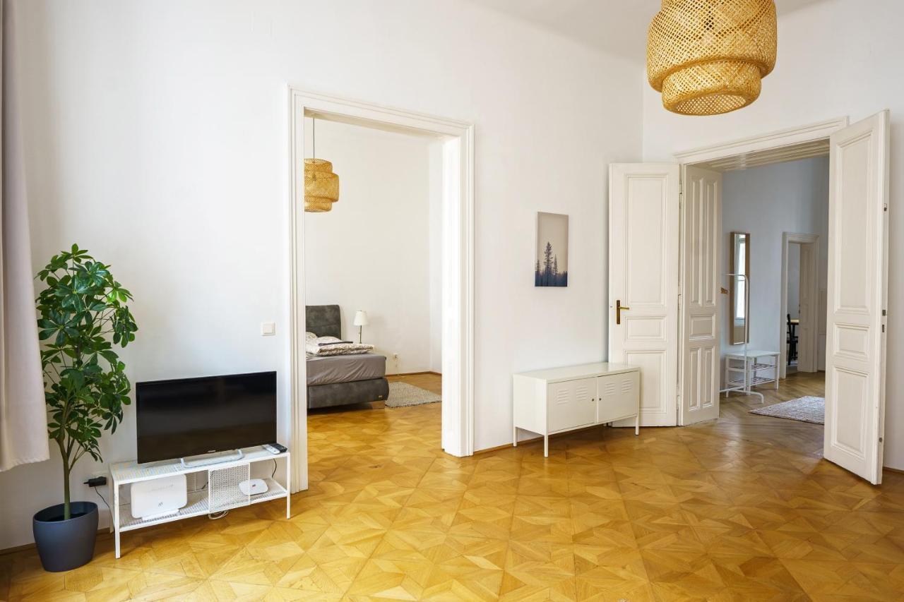 Vienna City Apartments Unteres Belvedere Bagian luar foto